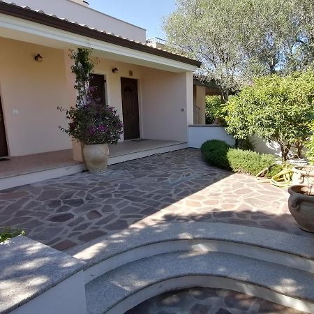 Casa Vacanze Villa Rosa Кала Гононе Екстериор снимка