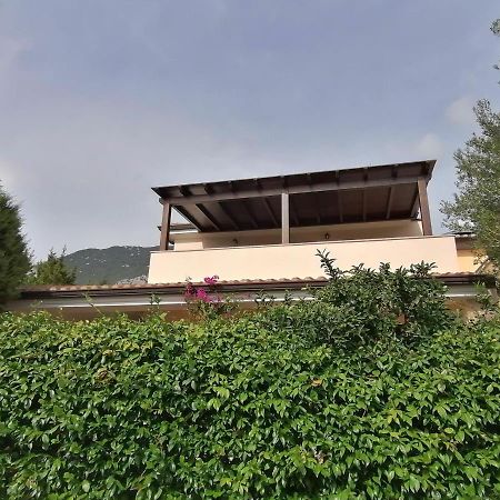 Casa Vacanze Villa Rosa Кала Гононе Екстериор снимка
