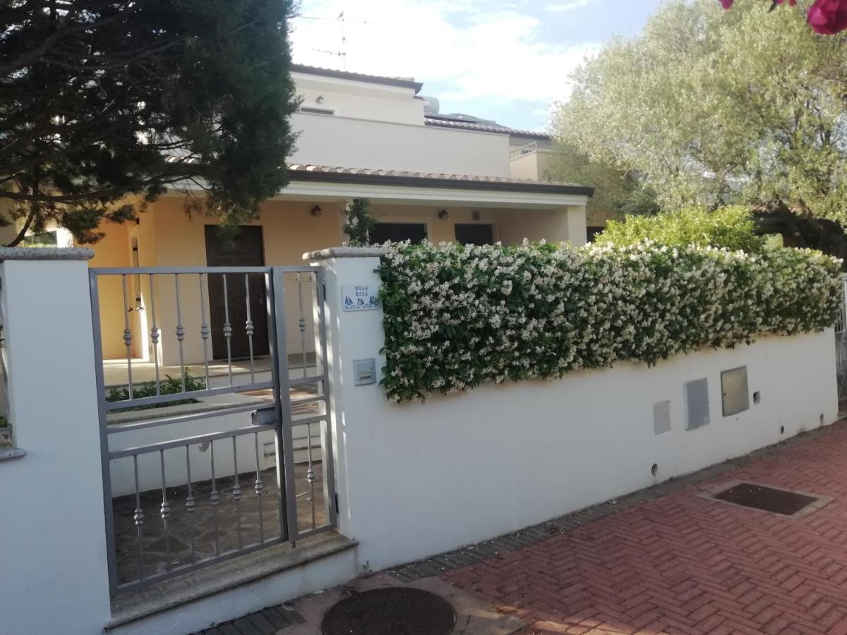 Casa Vacanze Villa Rosa Кала Гононе Екстериор снимка