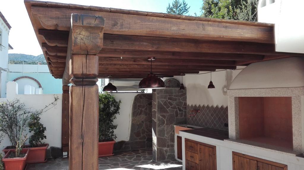 Casa Vacanze Villa Rosa Кала Гононе Екстериор снимка